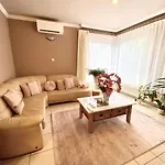 Do-ti Apartmanhaz Apartament Balatonlelle