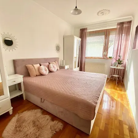 شقة Do-ti Apartmanhaz بالاتوليلّي