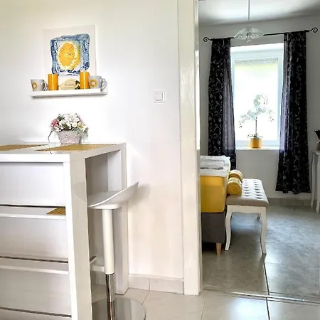 Do-ti Apartmanhaz * Balatonlelle