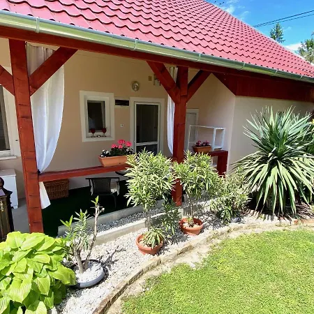 Do-ti Apartmanhaz * Balatonlelle