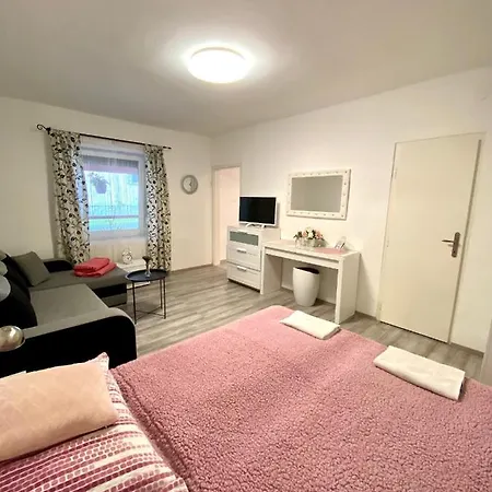 Do-ti Apartmanhaz Balatonlelle