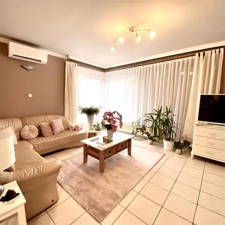 Do-ti Apartmanhaz Lägenhet