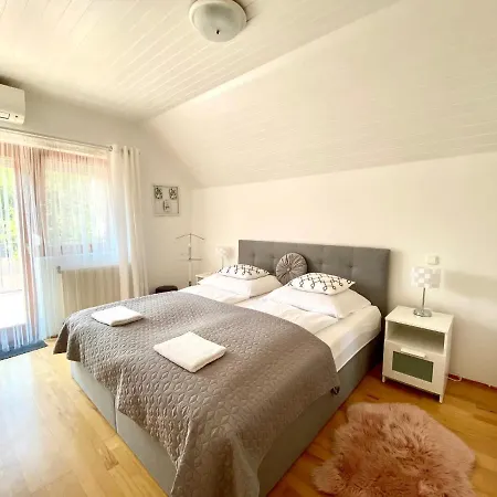 Do-ti Apartmanhaz Balatonlelle