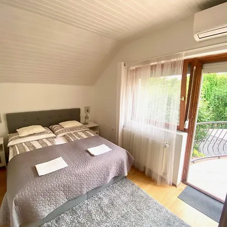 Do-ti Apartmanhaz Apartment *