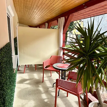 Do-ti Apartmanhaz * Balatonlelle
