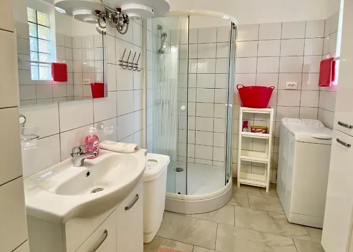 Do-ti Apartmanhaz דירה