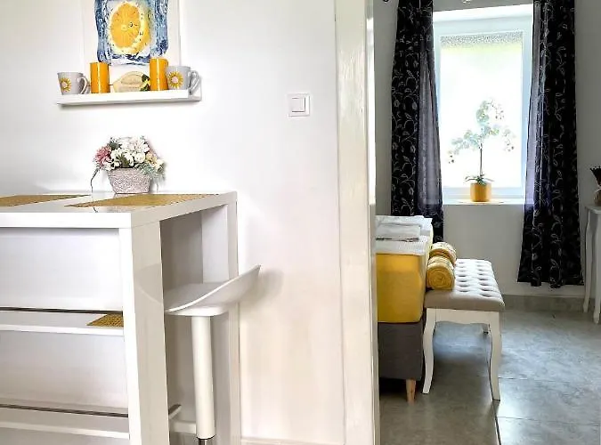 Do-ti Apartmanhaz * Balatonlelle