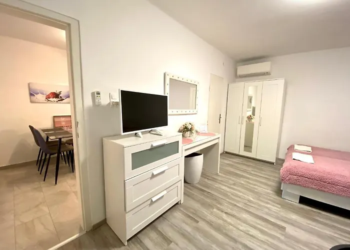 Do-ti Apartmanhaz Appartement