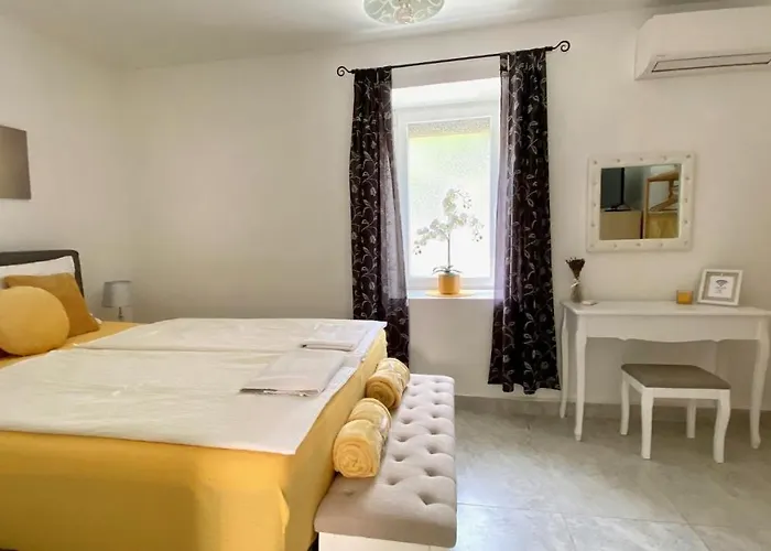 Do-ti Apartmanhaz * Balatonlelle