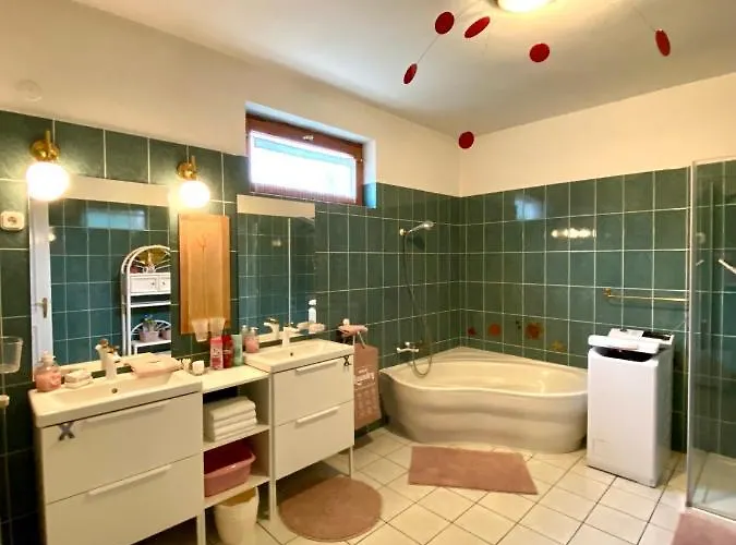 Do-ti Apartmanhaz *